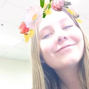 Meet your Posher, Carly